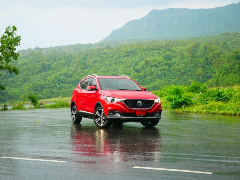MG ZS 1.5 X ครอสโอเวอร์ ยุค 4.0