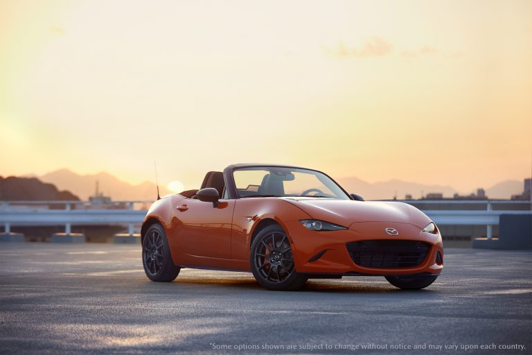 Mazda MX-5 รุ่นพิเศษ 30th ANNIVERSARY