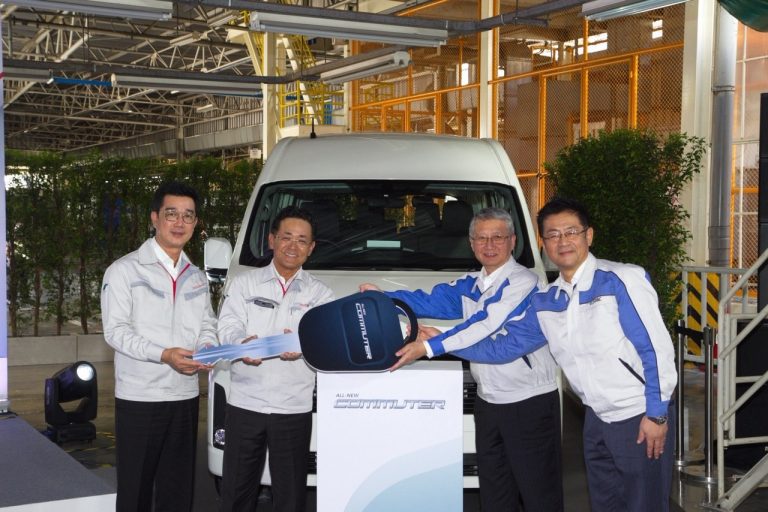 โตโยต้า เปิดสายการผลิตรถตู้คอมมิวเตอร์ใหม่
