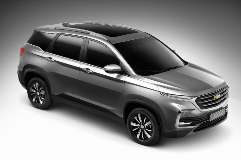 All-New Captiva front three quarter view