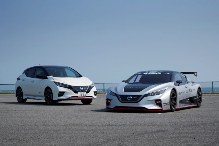 นิสสัน แสดงสมรรถนะรถยนต์ไฟฟ้า ลีฟ นิสโม อาร์ซี