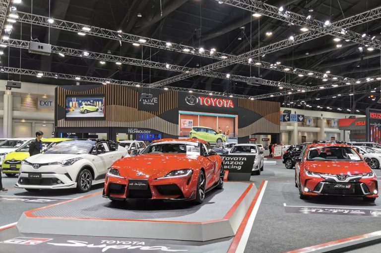 ข่าวรถวันนี้ :  โตโยต้า ชวนสัมผัสประสบการณ์ “LIVE ALIVE…Progressive Cool”
