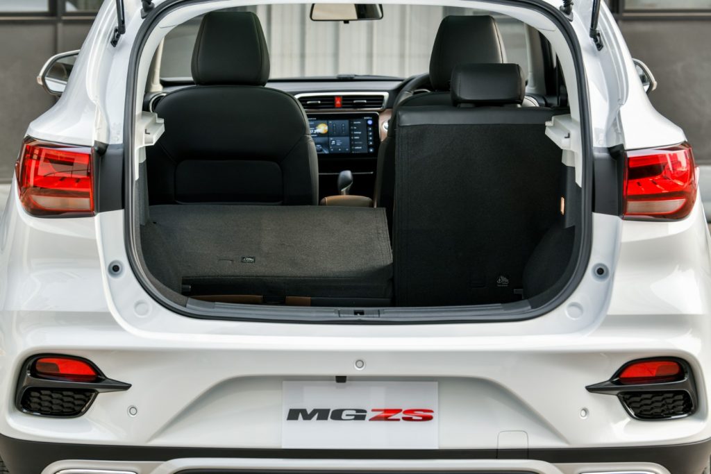 รีวิวรถใหม่2020 : เอ็มจี ส่งสมาร์ทเอสยูวี NEW MG ZS เขย่าตลาด ชูคอนเซ็ปต์ “SMART UP” ปรับราคาทุกรุ่นเพิ่ม 10,000 บาท ในออฟชั่นสุดคุ้ม