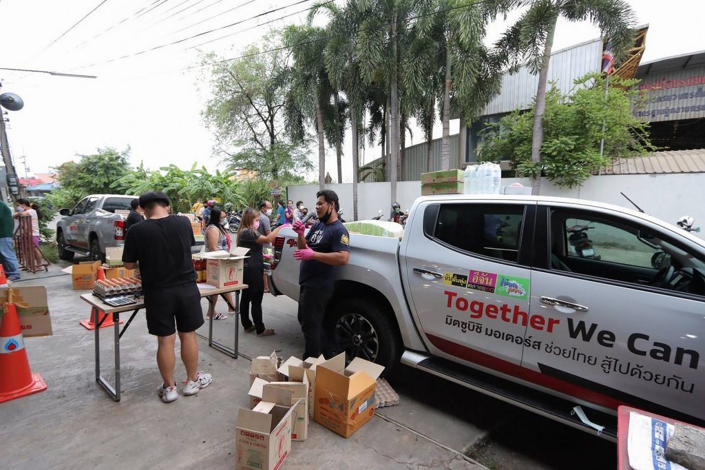 ข่าวรถวันนี้ : มิตซูบิชิ มอเตอร์ส ประเทศไทย จัดตั้ง ‘ไทรทัน ตลาดเคลื่อนที่’ ช่วยเหลือผู้ที่ได้รับผลกระทบจากการแพร่ระบาดโรคโควิด-19