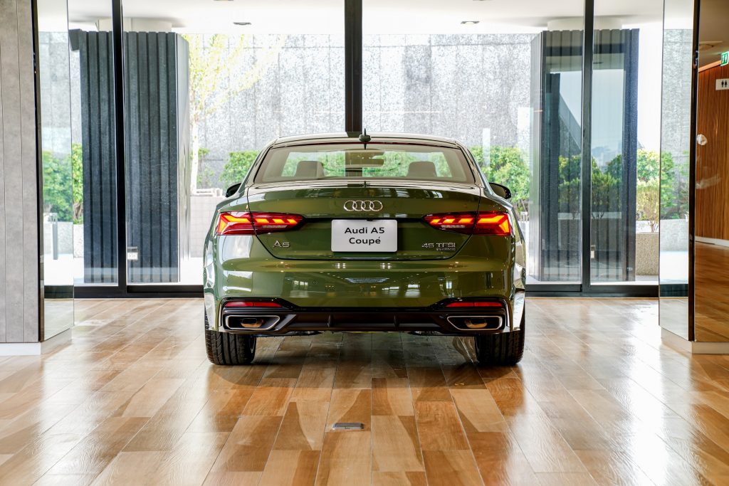 รีวิวรถใหม่ : อาวดี้ ประเทศไทย สร้างปรากฎการณ์ใหม่ เปิดตัว “The New Audi A5” หลากหลายรุ่น พร้อมปรับราคาคุ้มสุดๆ เริ่มต้นเพียง 2.699 ล้านบาท ซื้อวันนี้ผ่อนนาน 7 ปี เพียงเดือนละ 26,000 บาท ไม่มีบอลลูน