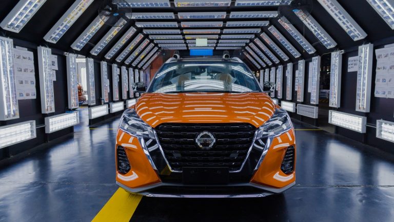 ข่าวรถวันนี้ : ไทยเป็นประเทศแรกที่ผลิตเทคโนโลยีอี-พาวเวอร์ ต่อจากประเทศญี่ปุ่น ซึ่งพร้อมการส่งมอบ นิส สัน คิกส์ อี-พาวเวอร์ ใหม่ สำหรับตลาดในประเทศไทยและตลาดส่งออก