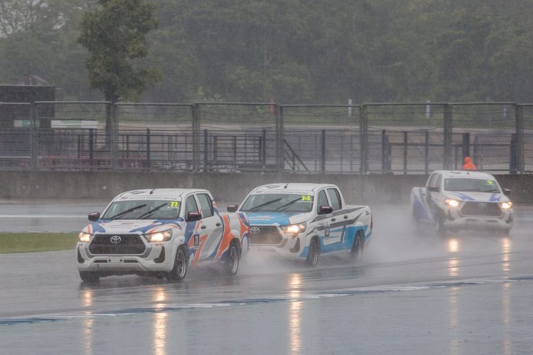 ข่าวรถวันนี้ : “โตโยต้า กาซู เรซซิ่ง มอเตอร์สปอร์ต 2020” กับการแข่งขันรายการพิเศษ “TOYOTA EXECUTIVE CHARITY RACE 2020”