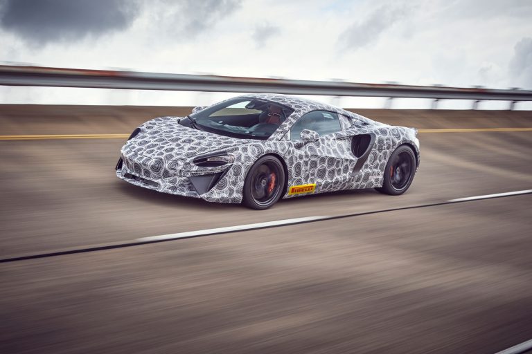 Photo_1-McLarensall-newHigh-PerformanceHybridsupercarentersfinalstagesoftesting (1)