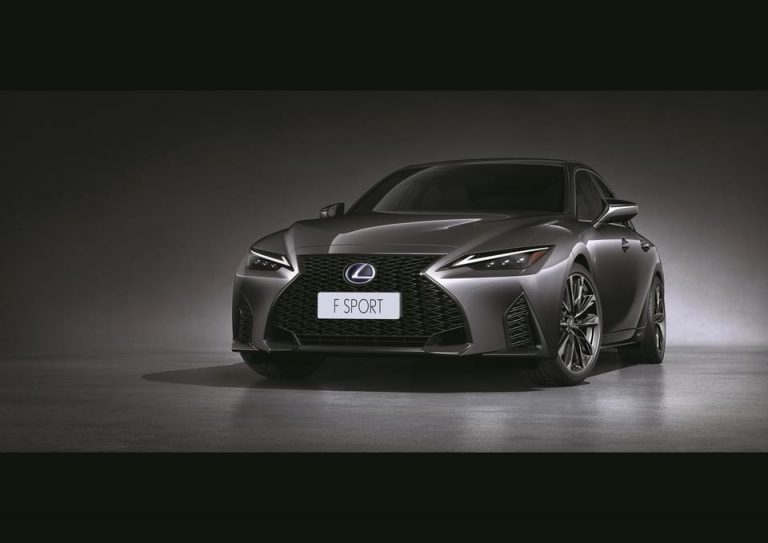 รีวิวรถใหม่2020 : The New Lexus IS...สุดยอดสปอร์ตซีดาน