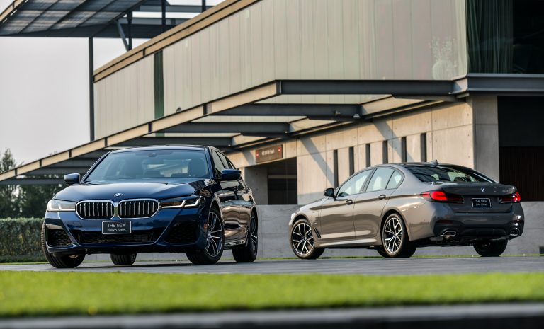 รีวิวรถใหม่2020 : : บีเอ็มดับเบิลยู ซีรีส์ 5 เจเนอเรชั่นที่ 7 ใหม่ ราคาเริ่มต้น 2.99 ล้าน มาพร้อมกับ 3 รุ่นย่อน 2 ขุมพลัง ดีเซล และ ปลั๊กอินไฮบริด