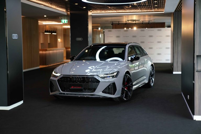 รีวิวรถใหม่2021 : อาวดี้ ประเทศไทย เปิดตัว Audi RS 6 Avant ตัวแรง ที่สุดแห่งสมรรถนะกับพละกำลังล้ำเลิศถึง 600 แรงม้า พร้อมตั้งราคาสุดช็อก ให้ลูกค้าจับต้องได้ เพียง 9.89 ล้านบาท