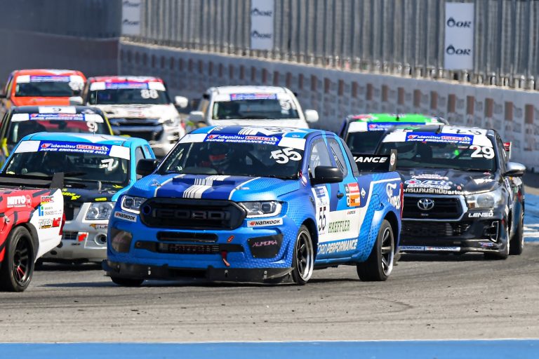 ข่าวรถวันนี้ : นักแข่งทีมฟอร์ด เพอร์ฟอร์มานซ์ บิลลี่ จอห์นสัน ควบฟอร์ด เรนเจอร์ คว้าแชมป์ในการแข่งขัน Pickup Solo 40 รายการ Idemitsu 1500 Super Endurance 2022