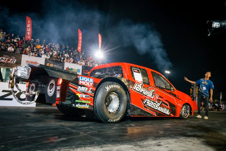 06. รถแข่งในรุ่น All New Isuzu Pro Modify