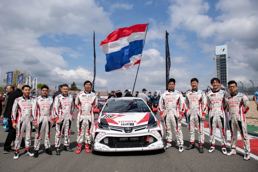 ข่าวรถวันนี้ : ฉลองชัย TOYOTA GAZOO RACING TEAM THAILAND ควบ Toyota Corolla Altis GR Sport พร้อมทีมงานสุดแกร่ง คว้าแชมป์ 4 สมัย “51st ADAC TotalEnergies 24h Nürburgring”