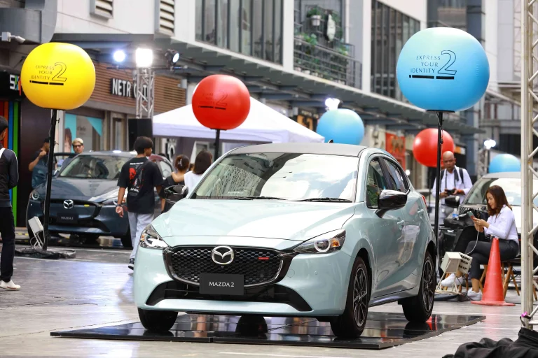 ข่าวรถวันนี้ : มาสด้า เปิดตัว NEW MAZDA2 แรงสนั่นลั่นสยามสแควร์