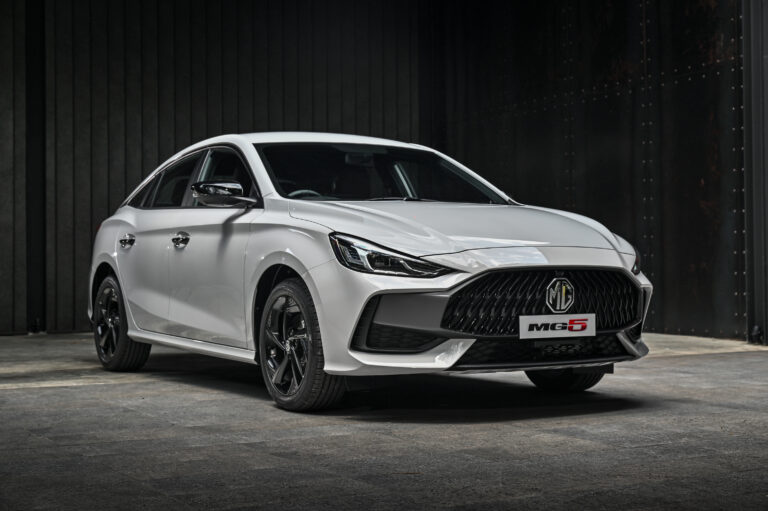 New MG5 ฉลอง 10 ปี แนะนำรุ่นพิเศษใหม่