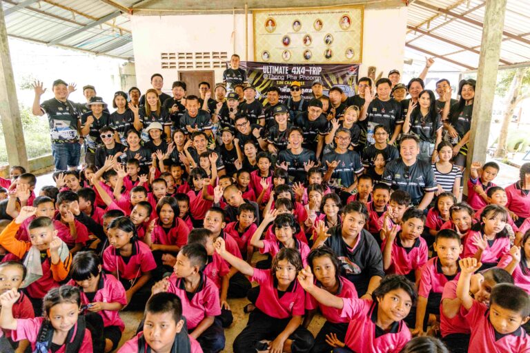 มิตซูบิชิ จับมือ ทีเจเอ็ม ตะลุยทริปออฟโรด มอบทุนการศึกษา