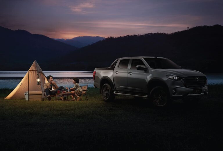 MAZDA BT-50 3.0 ลิตร เทอร์โบ รุ่นขับสองยกสูง