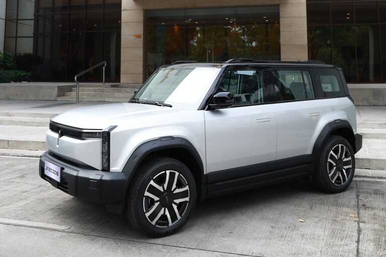 โอโมดา แอนด์ เจคู รับไฟเขียวเตรียมขายรถไฟฟ้า