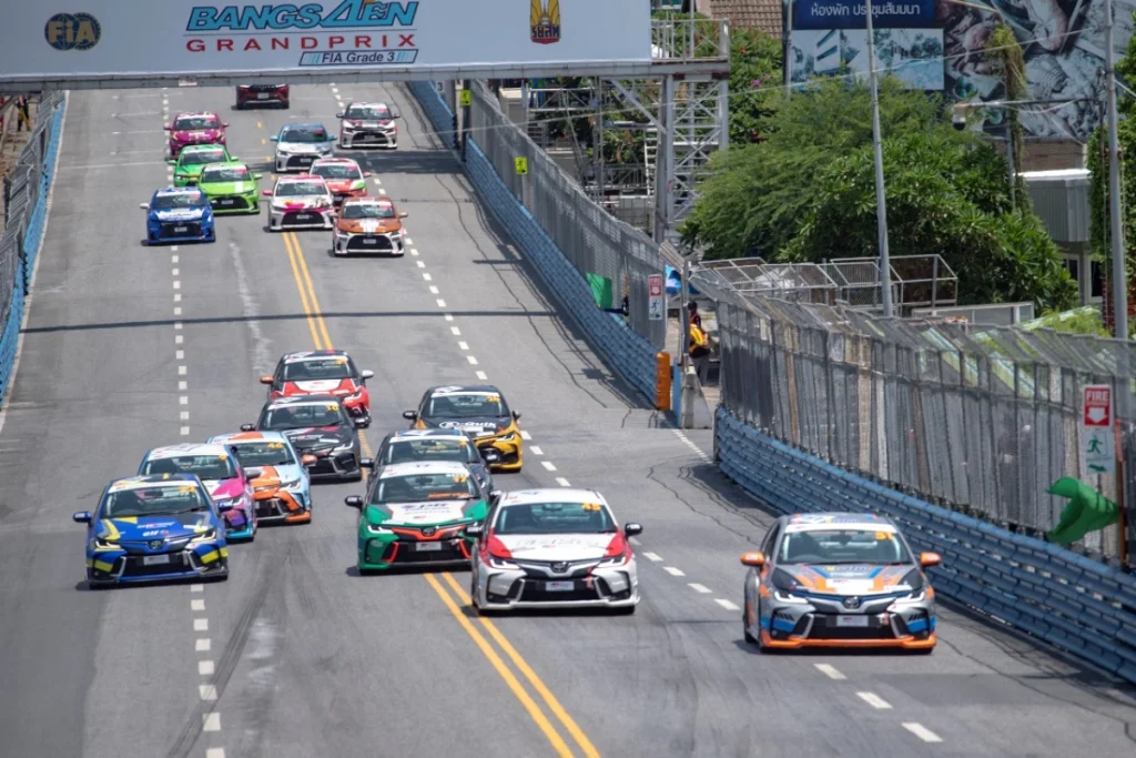 ข่าวรถวันนี้ : Toyota Gazoo Racing Thailand 2024 เปิดฤดูกาลแข่งขันสุดร้อนแรง พร้อมส่งความสนุก สร้างความสุขและรอยยิ้ม ในรายการ Bangsaen Grand Prix