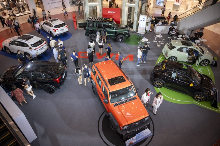 PR Photo of GWM Pop-Up Display at centralwOrld_006