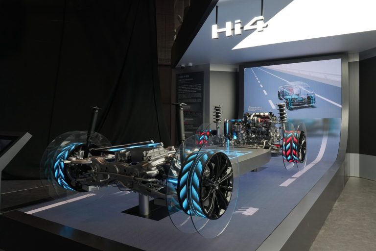 ข่าวรถวันนี้ : GWM ทุ่ม 500 ล้านหยวน ตั้งศูนย์ทดสอบความปลอดภัยที่ใหญ่ที่สุด