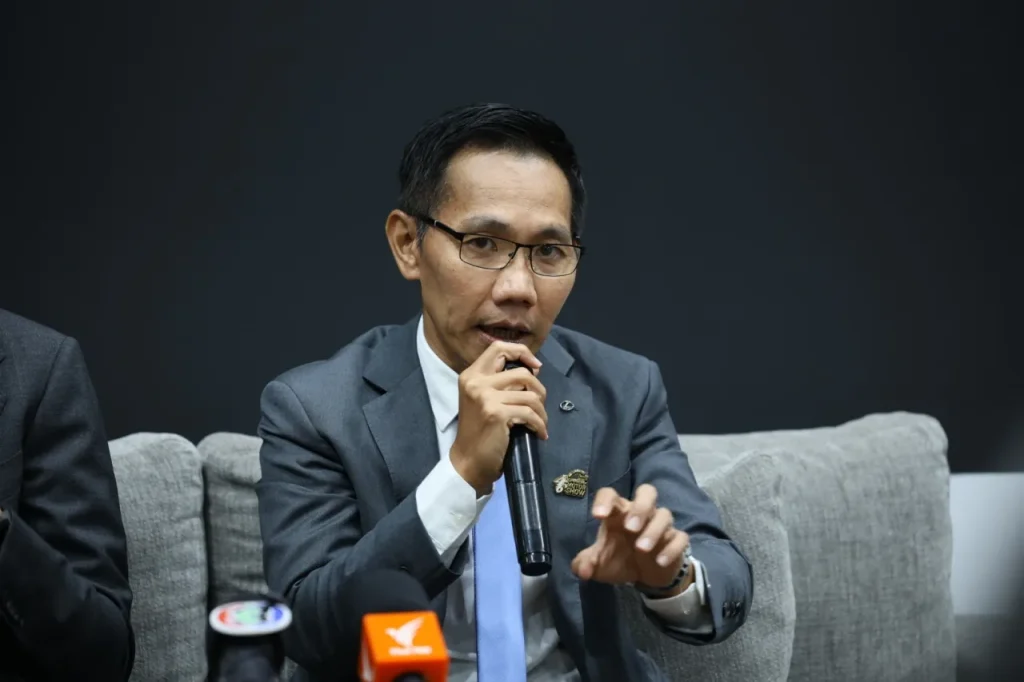 นายศุภกร รัตนวราหะ รองกรรมการผู้จัดการใหญ่ บริษัท โตโยต้า มอเตอร์ ประเทศไทย