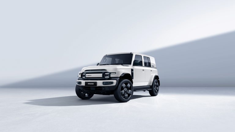 ข่าวรถวันนี้ : CHERY เตรียมบุกตลาดไทยเต็มรูปแบบ! ส่ง 2 ยานยนต์รุ่นใหม่ “V23” และ “TIGGO 8” ประเดิม ชูเทคโนโลยี มุ่งมั่นลงทุนระยะยาว