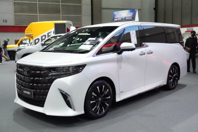 ข่าวรถวันนี้ : บูธโตโยต้า ในงาน “FAST AUTO SHOW THAILAND 2025