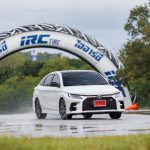 ลอง TOYOTA YARIS ATIV HEV GR SPORT และ PREMIUM