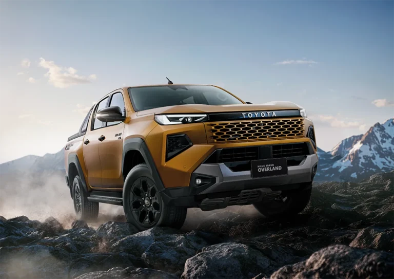 TOYOTA แนะนำ HILUX TRAVO และ TRAVO-e ปิคอัพเจเนอเรชั่นใหม่